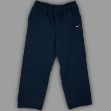 Load image into Gallery viewer, vintage Nike trackpants {M}
