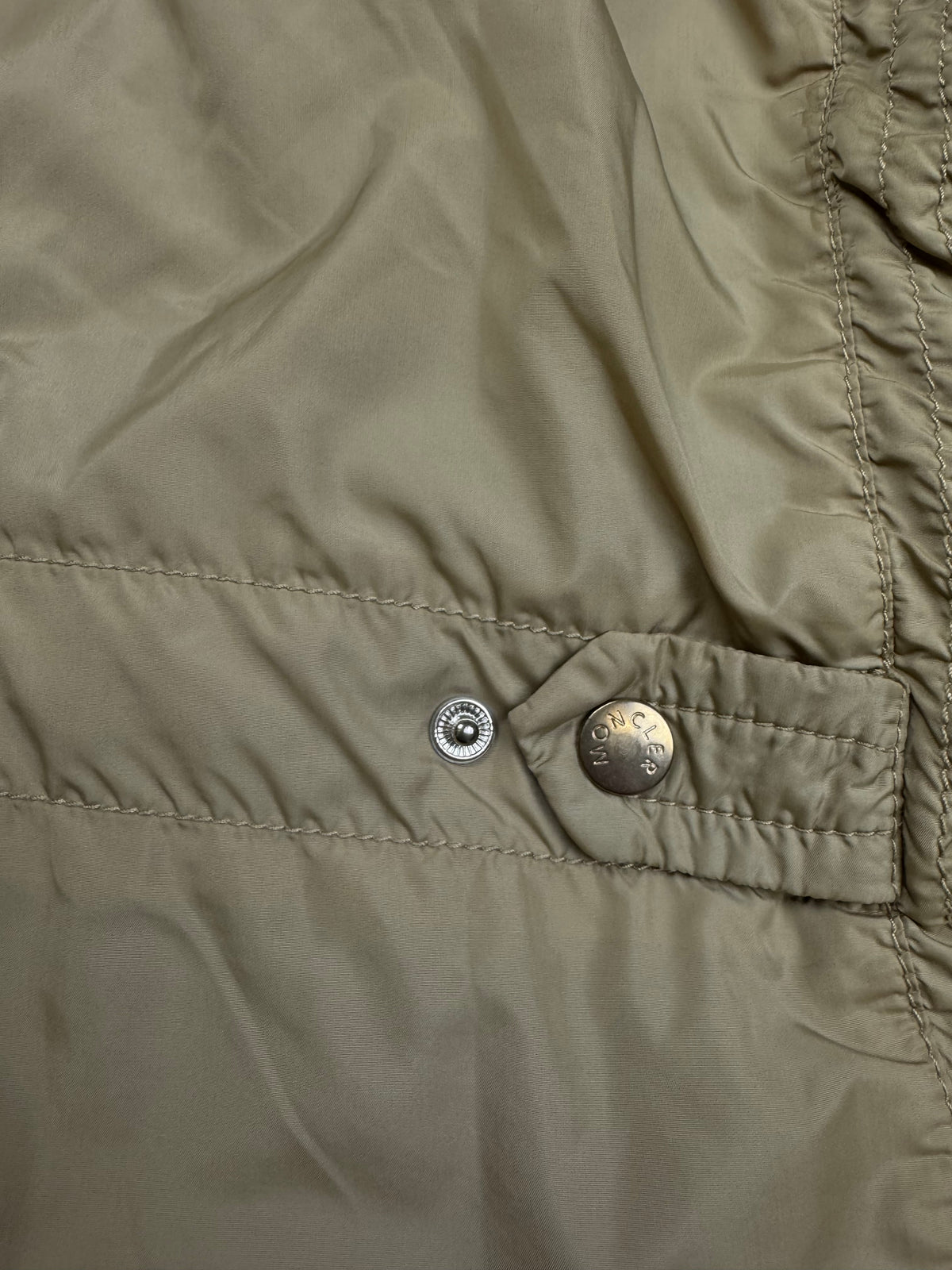 vintage Moncler windbreaker {L}