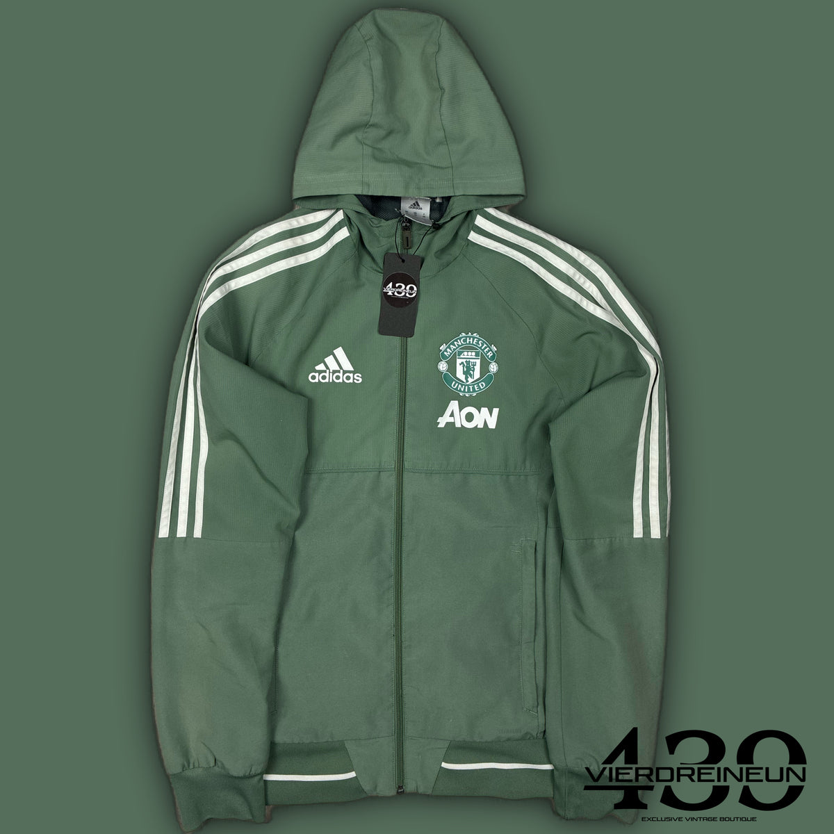 khaki Adidas Manchester United windbreaker {XS}