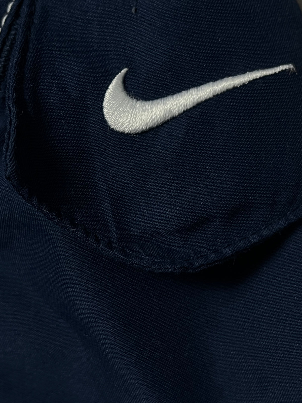 vintage Nike shorts {L}