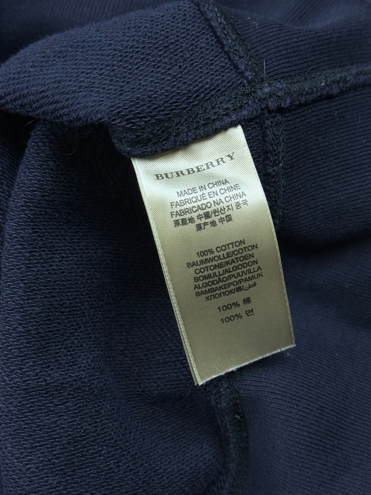 vintage Burberry sweater {M}