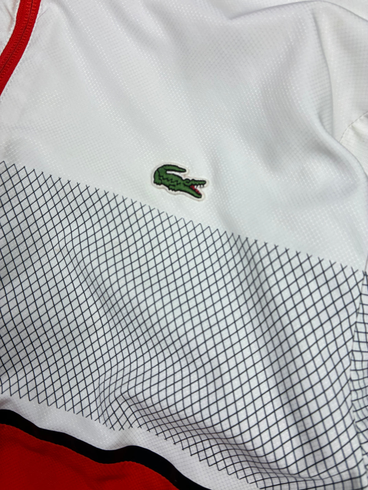 white Lacoste windbreaker {S}