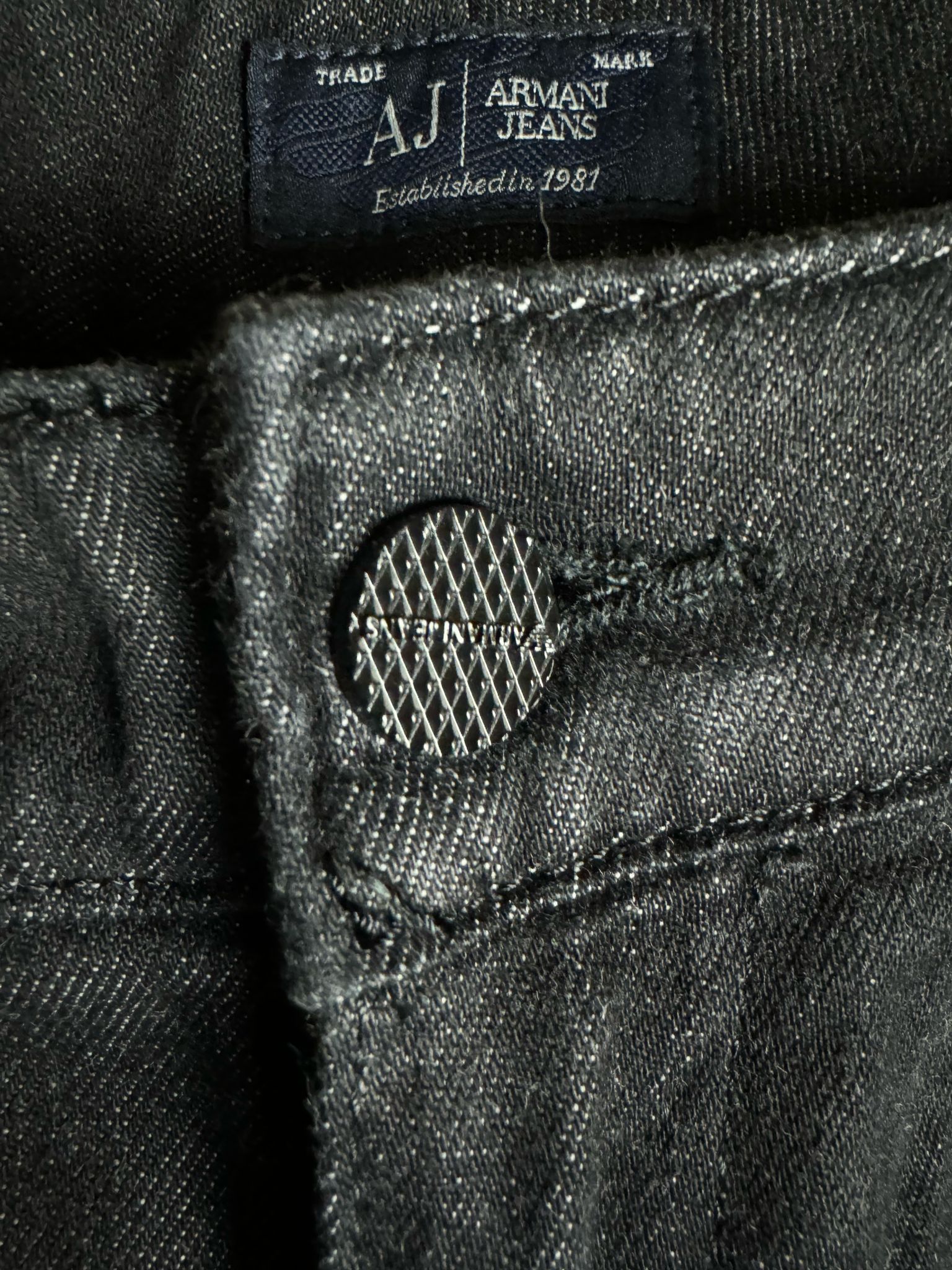 vintage Armani jeans {S}