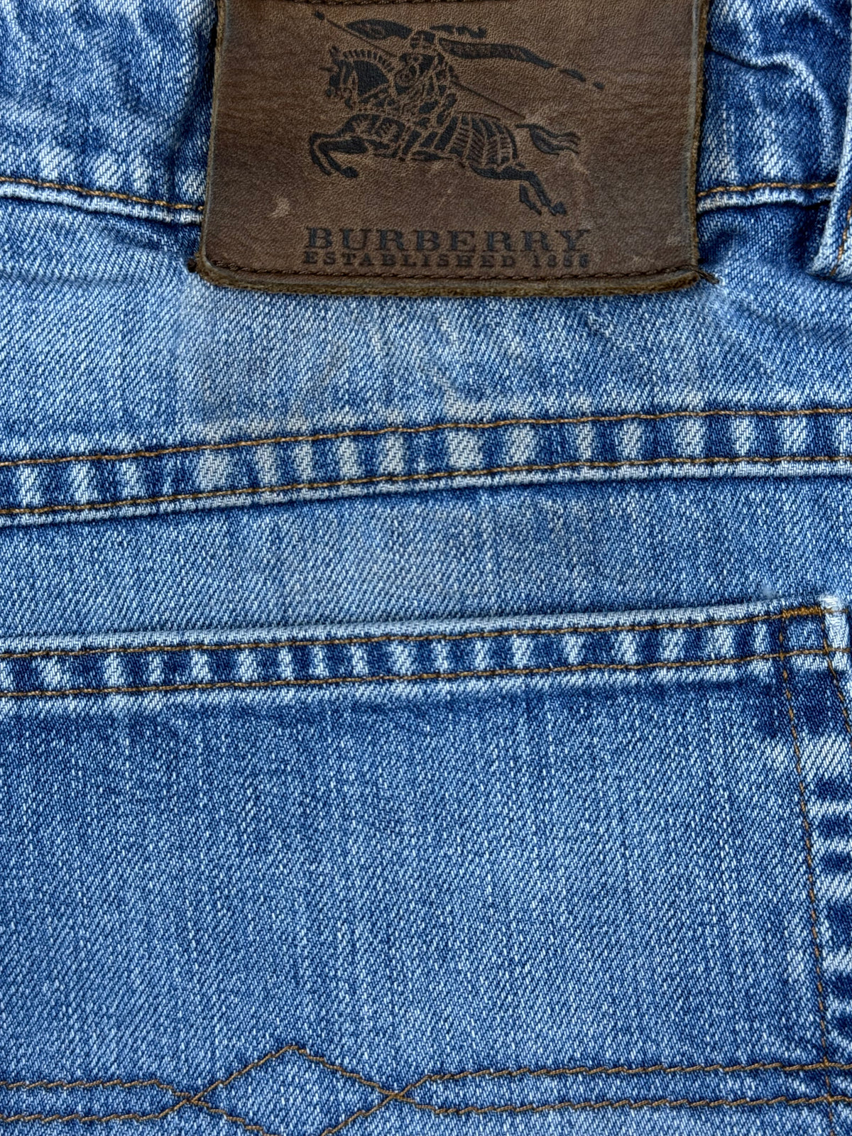 vintage Burberry jeans {XL}