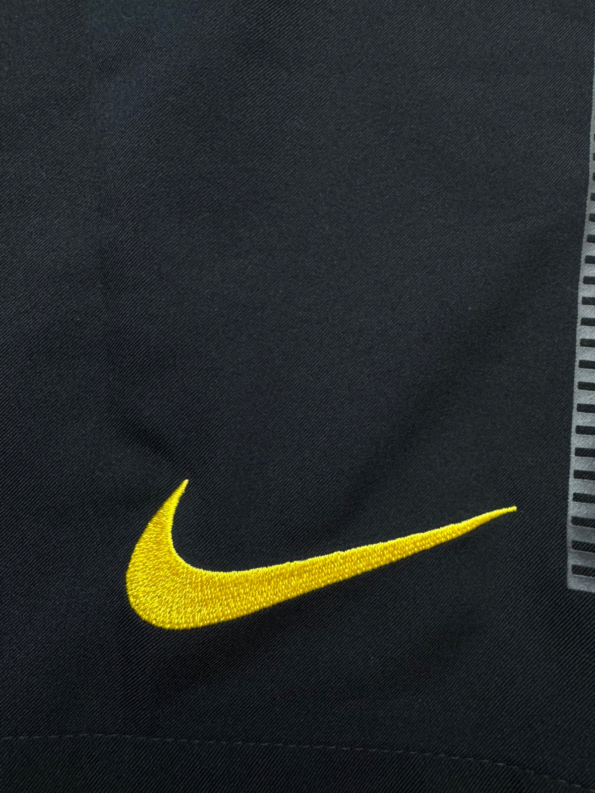 vintage Nike Fc Barcelona shorts {S}