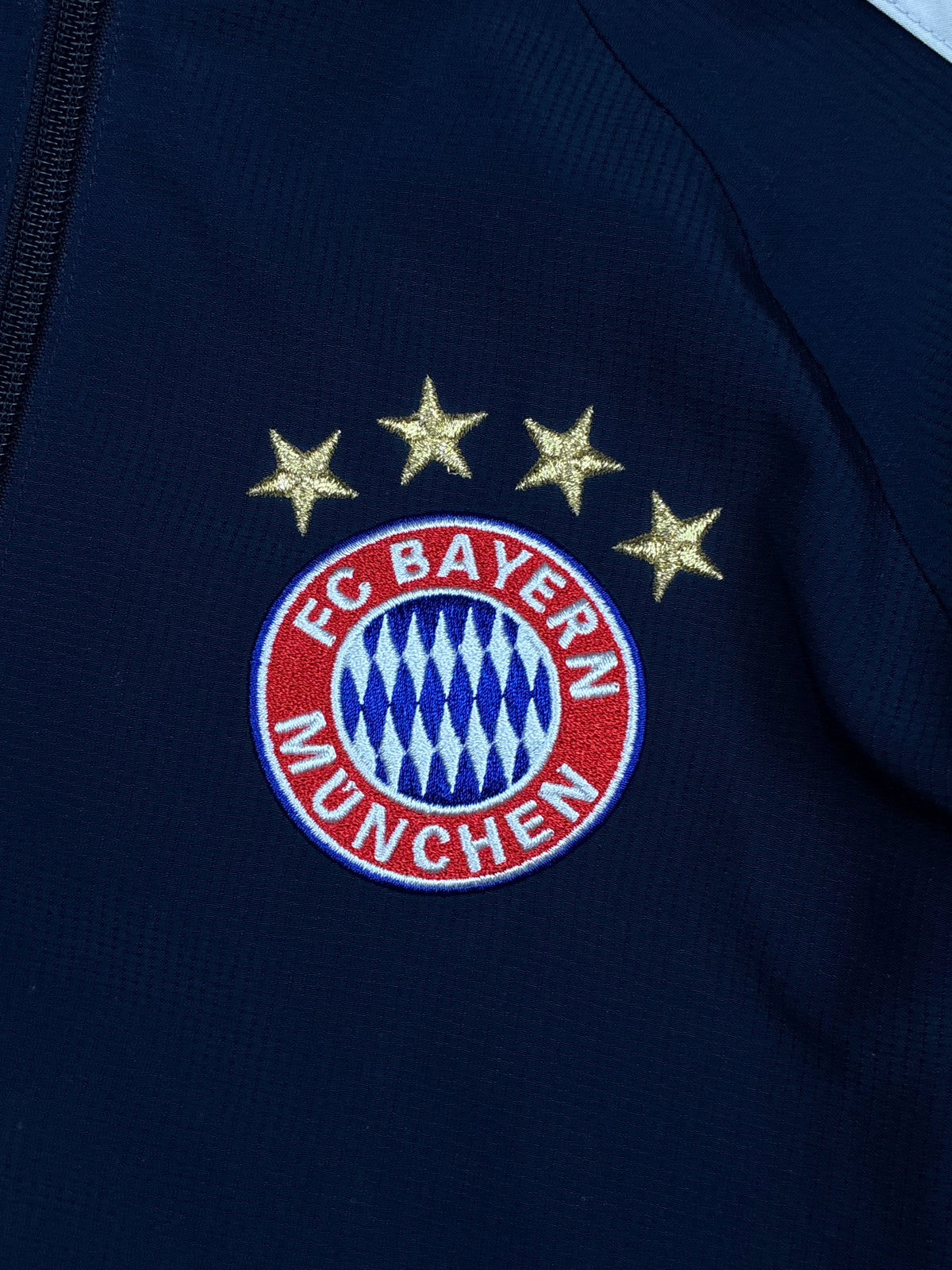 vintage Adidas Fc Bayern Munich windbreaker {S}