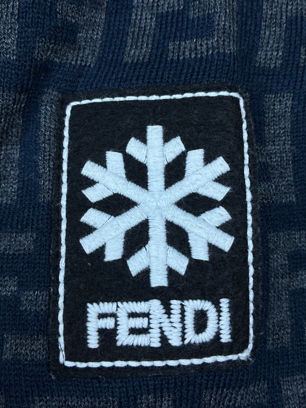 vintage Fendi knittedsweater {L}