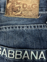 Cargar imagen en el visor de la galería, vintage Dolce &amp; Gabbana jeans {S}
