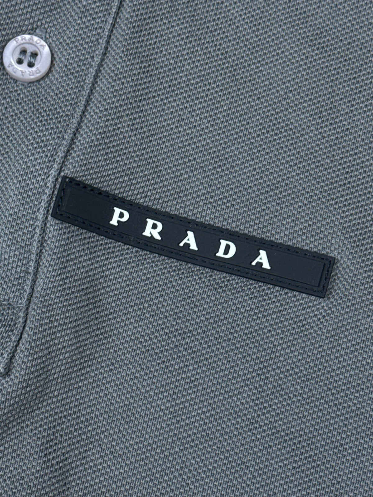 grey Prada polo {XXL}