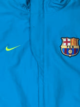 Cargar imagen en el visor de la galería, vintage Nike Fc Barcelona windbreaker {M-L}
