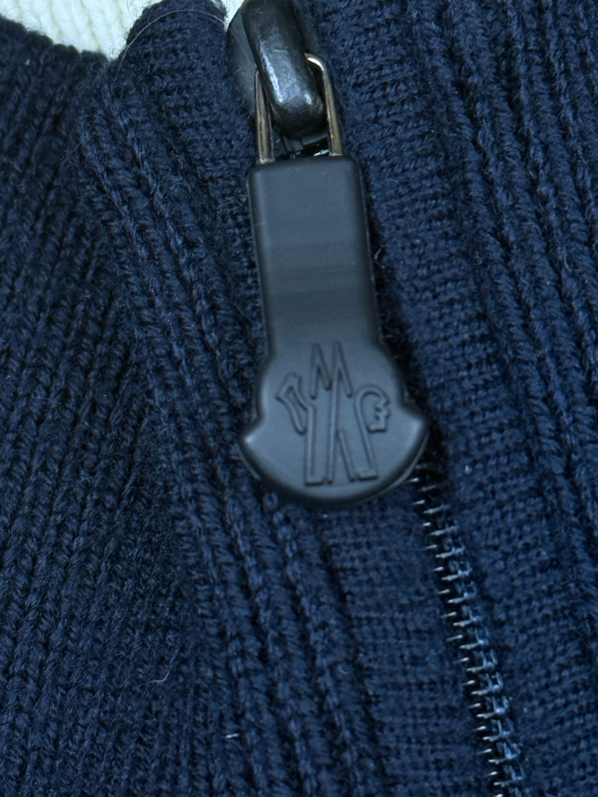 vintage Moncler sweatjacket {M}