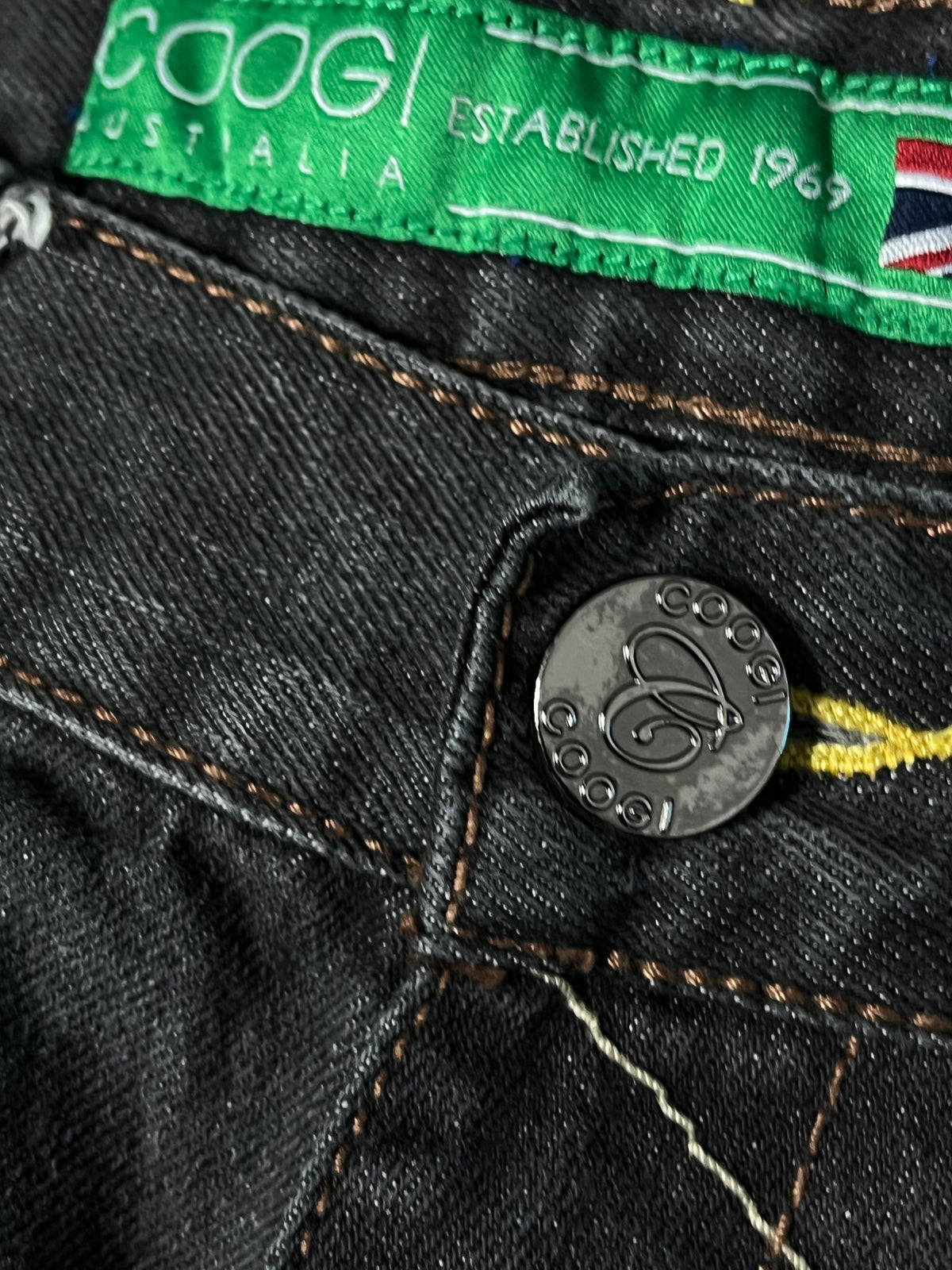 vintage COOGI jeans {XL}