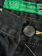 Carica l&#39;immagine nel visualizzatore di Gallery, vintage COOGI jeans {XL}
