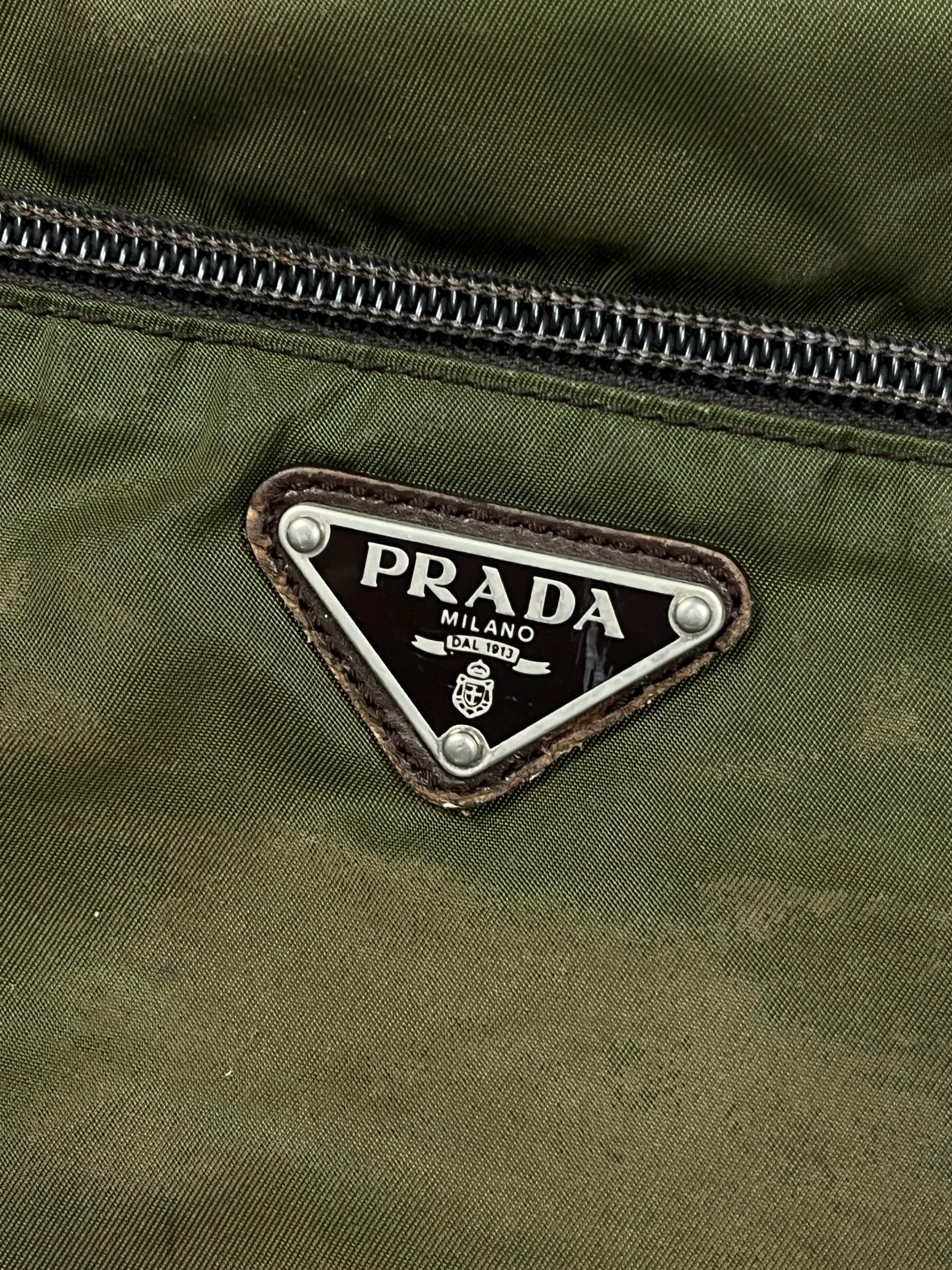 vintage Prada slingbag