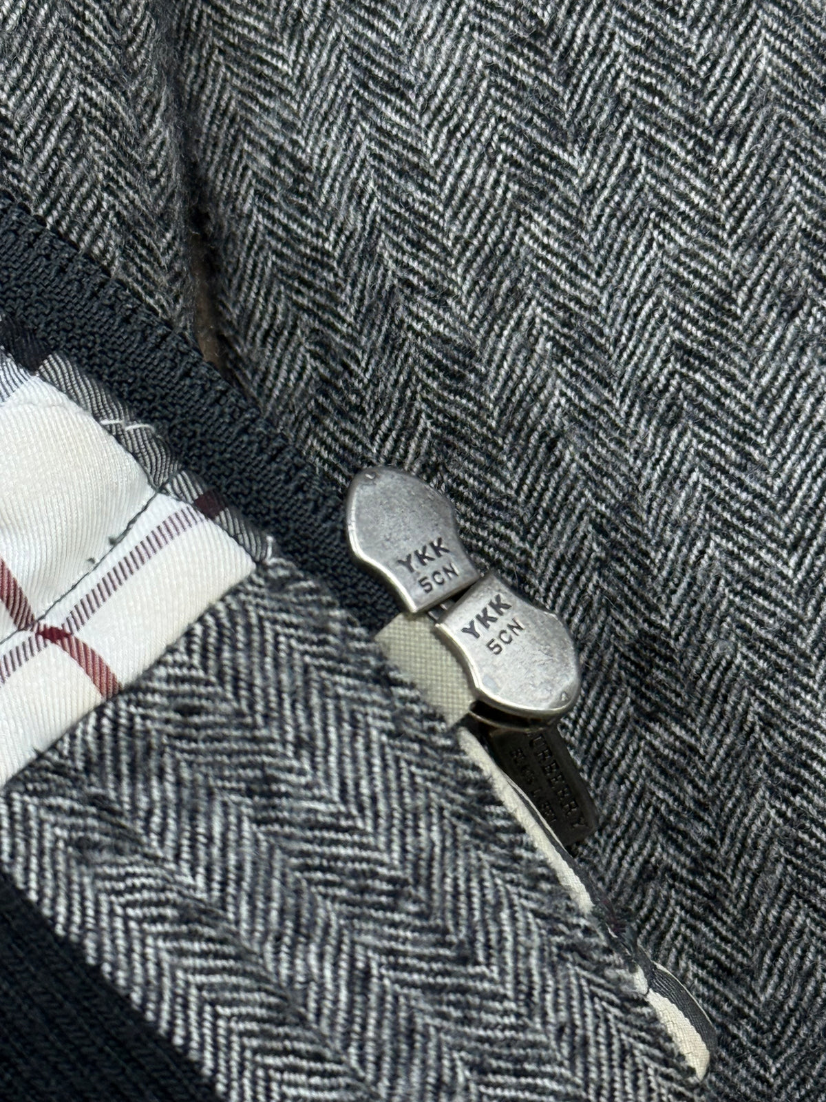 vintage Burberry Black Label sweatjacket {L}