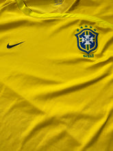 Lade das Bild in den Galerie-Viewer, vintage Nike Brasil trainingsjersey 2006-2008 {XL}
