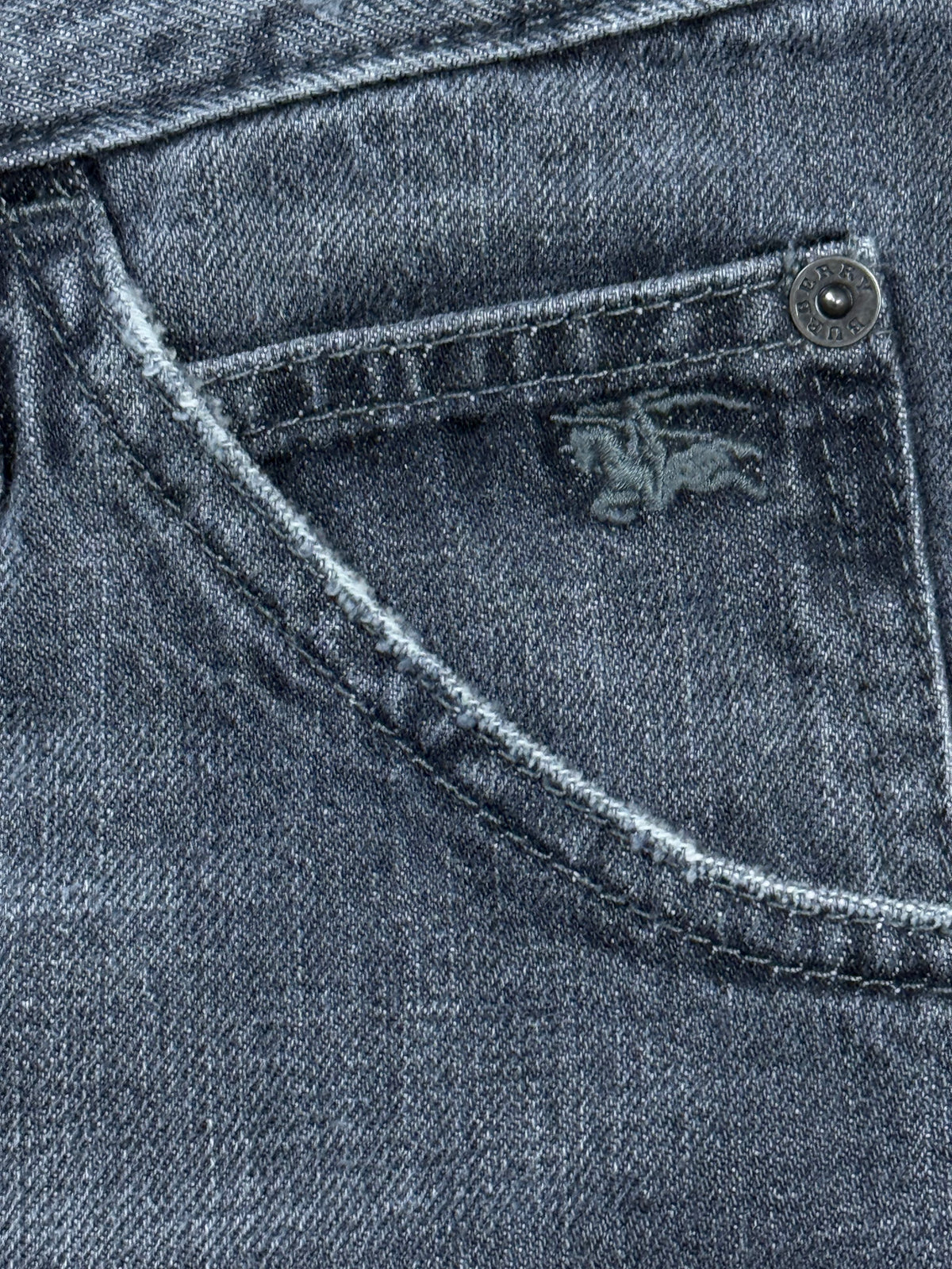 vintage Burberry jeans {S}