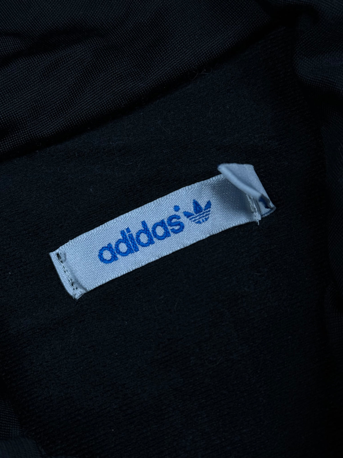 vintage Adidas trackjacket {XS}