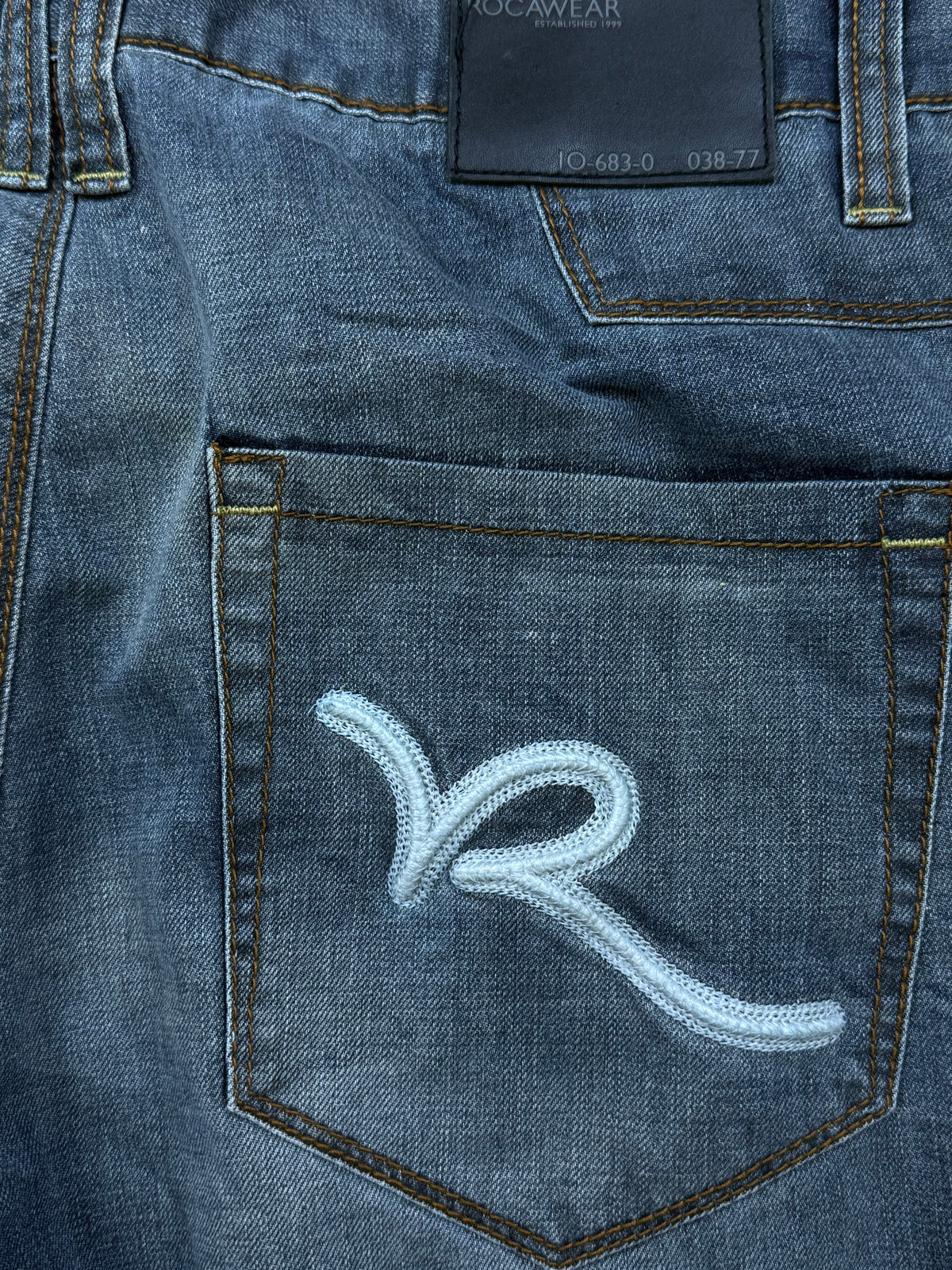 vintage Roccawear jeans {XL}