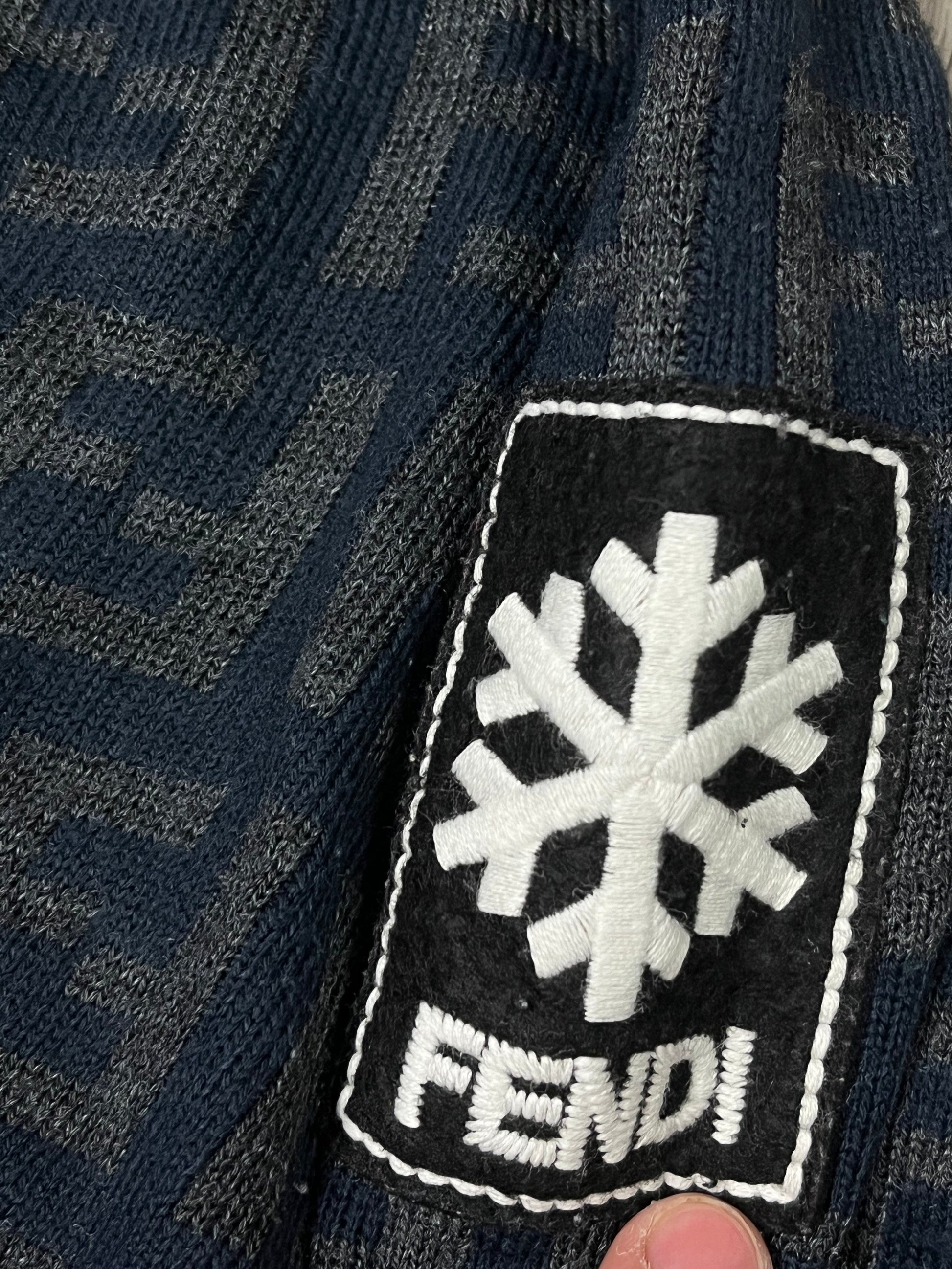 vintage Fendi monogram knittedsweater {S}