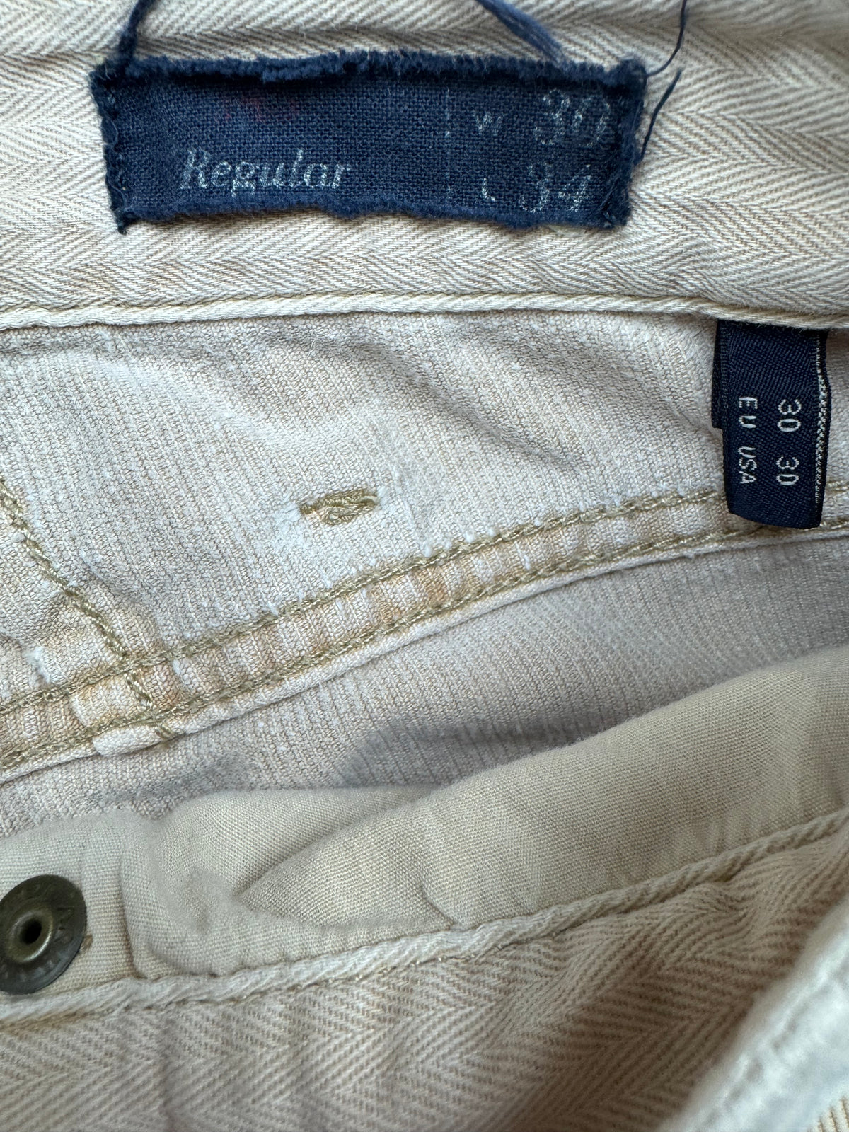 vintage Armani jeans {M}