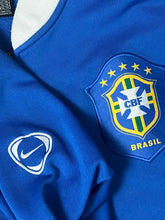 Load image into Gallery viewer, vintage Nike Brasil trackjacket {XXL}
