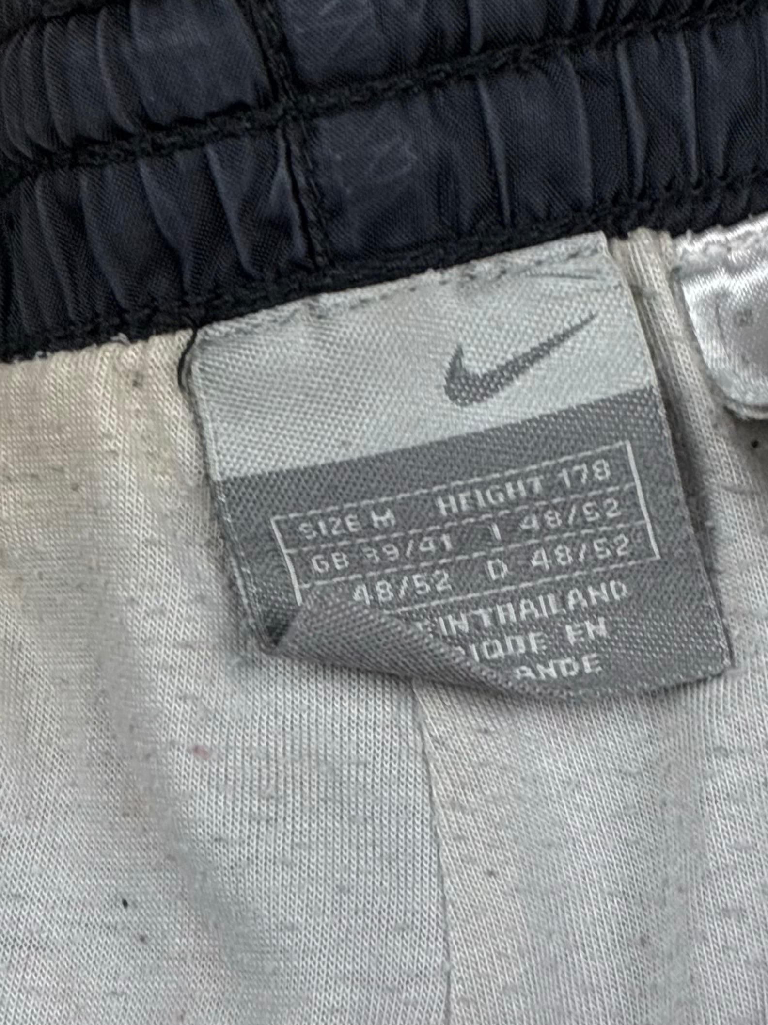 vintage Nike trackpants {M}
