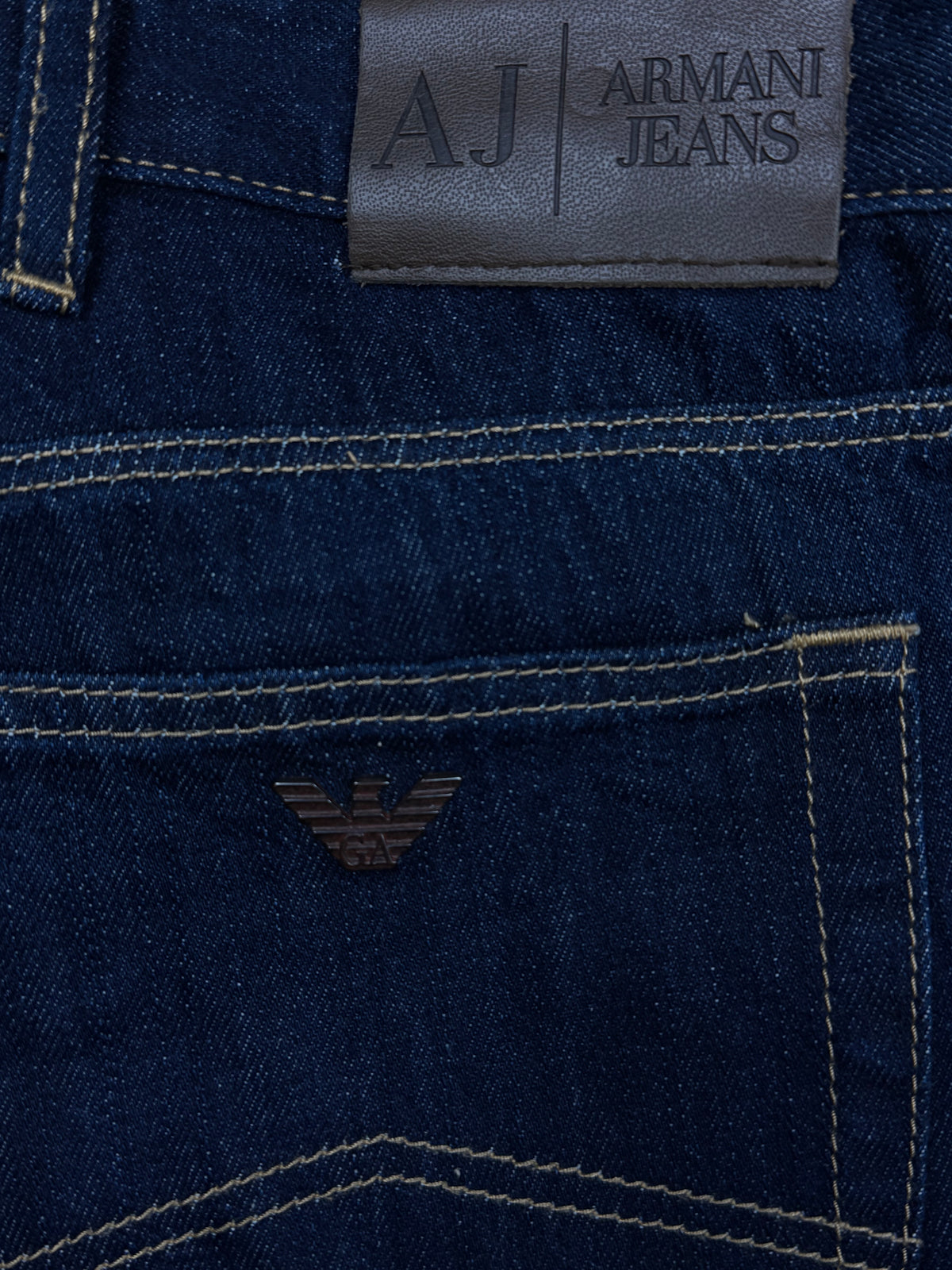 vintage Armani jeans {M}