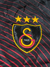 Carica l&#39;immagine nel visualizzatore di Gallery, vintage Adidas Galatasaray Istanbul jersey {L}
