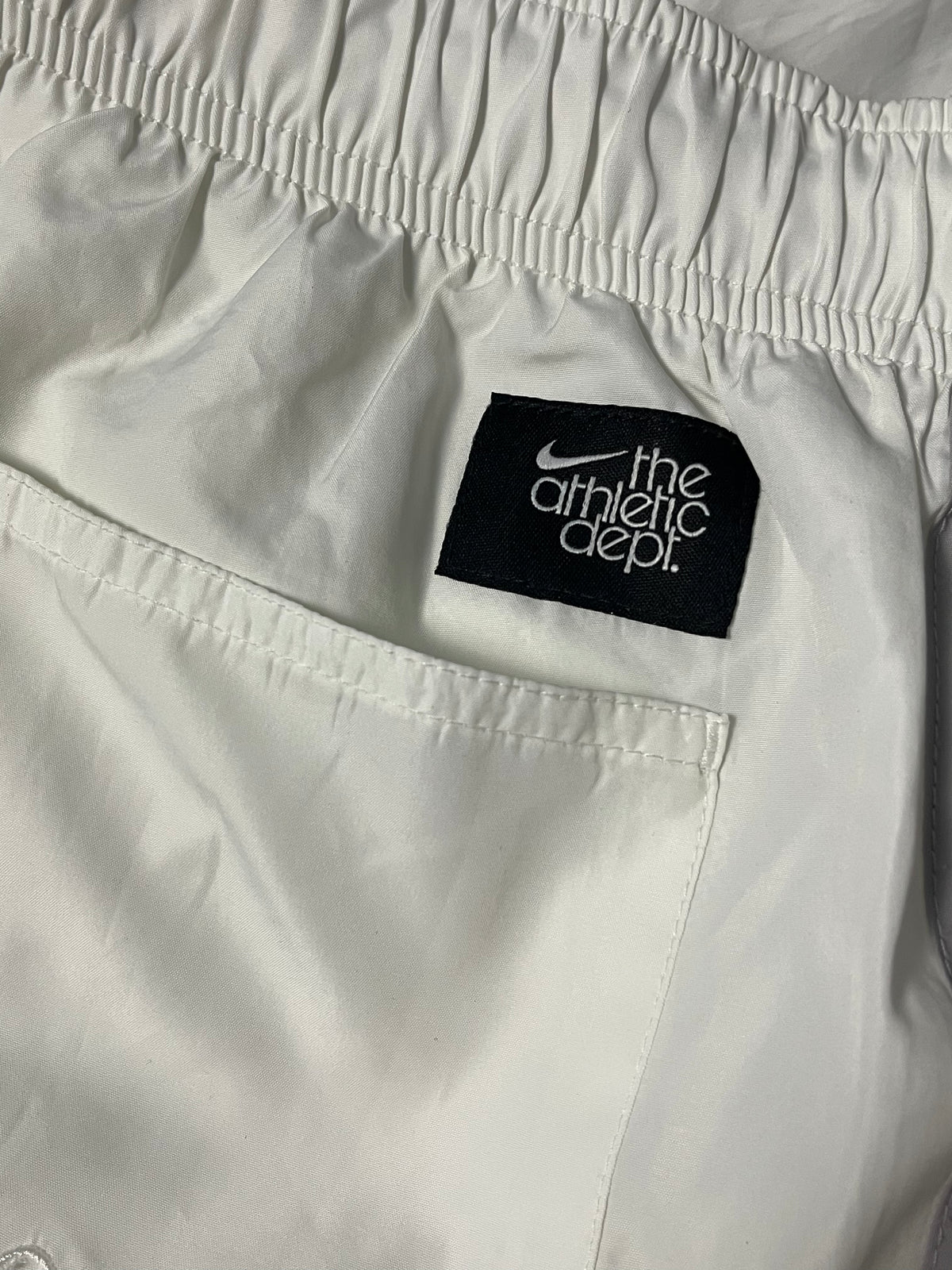 vintage Nike shorts {L}