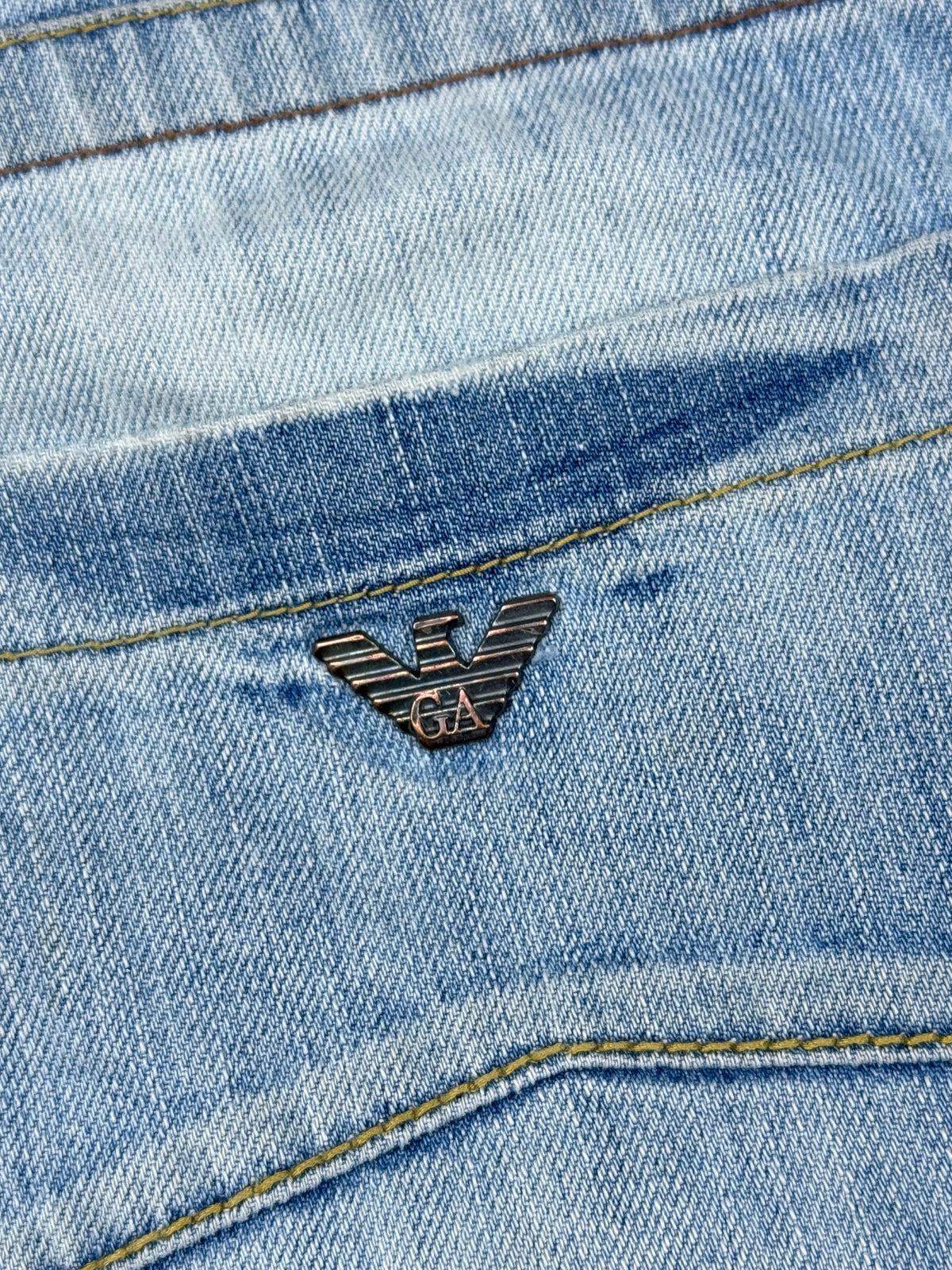 vintage Armani jeans {M}