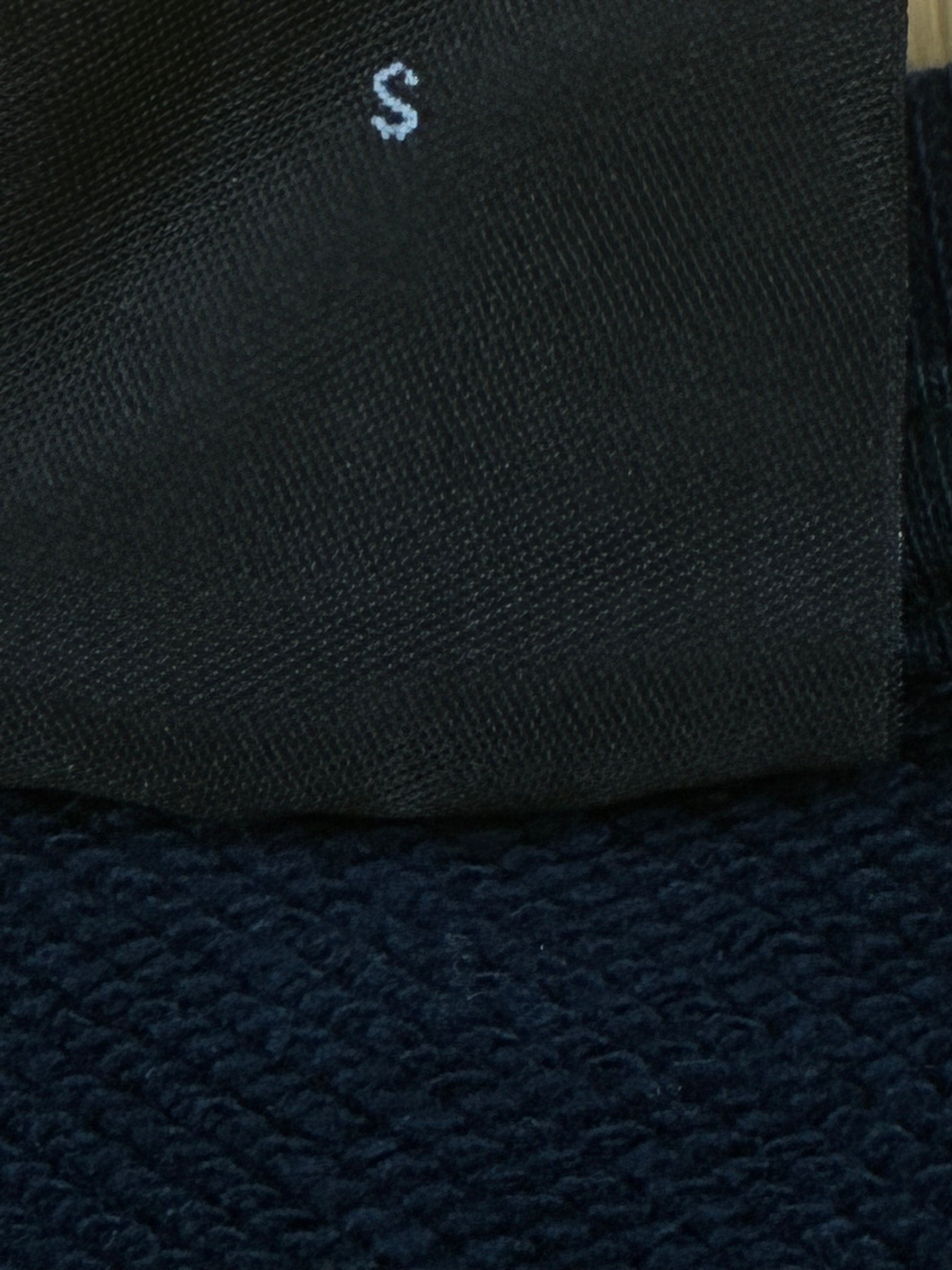 black Hugo Boss sweater {S}