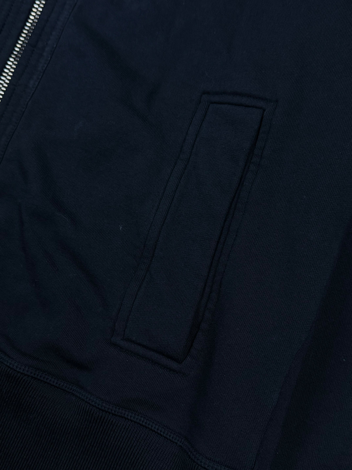 vintage Burberry sweatjacket {XL}