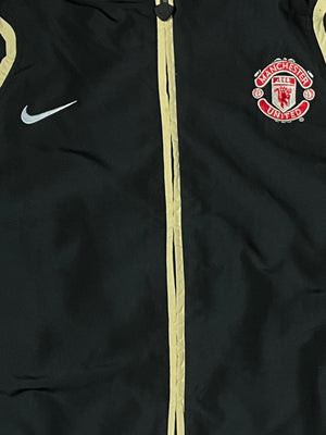 vintage Nike Manchester United windbreaker {M}