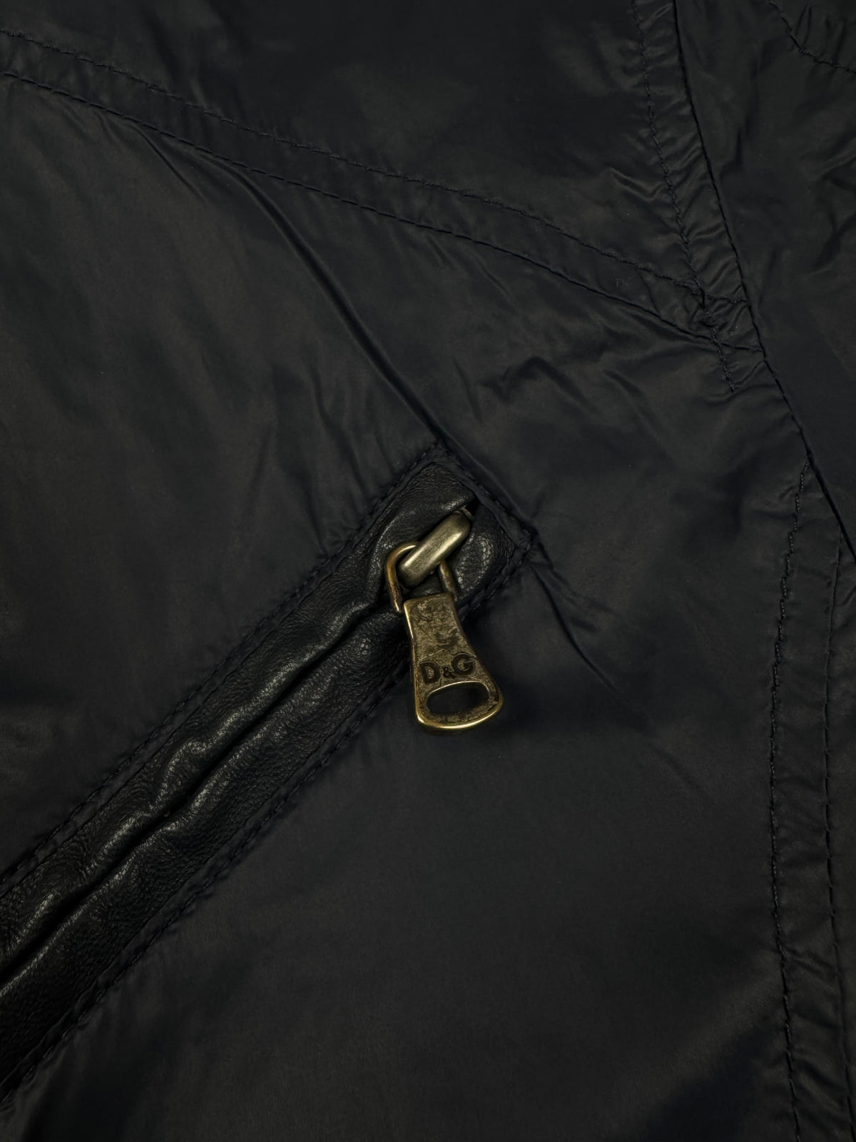 vintage Dolce & Gabbana windbreaker {XL}