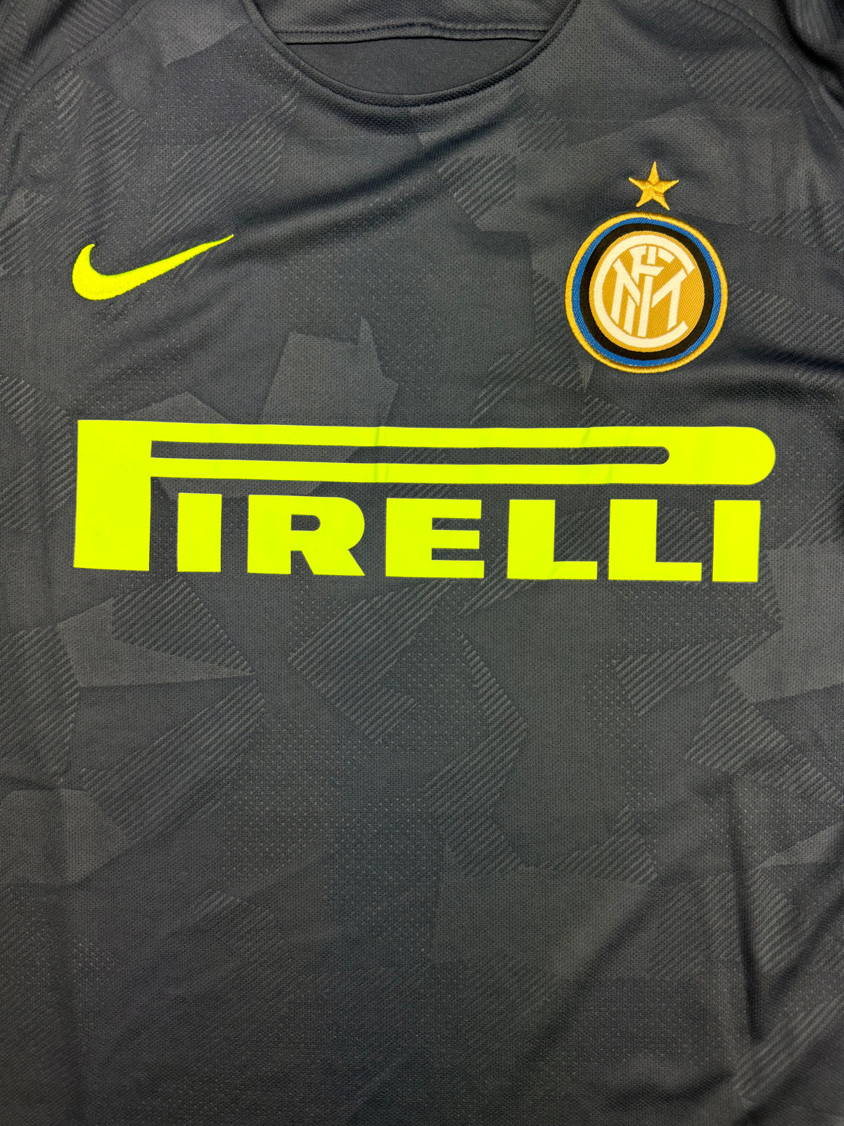 vintage Nike Inter Milan trainingjersey {L}