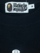 Cargar imagen en el visor de la galería, vintage BAPE a bathing ape sweater {M}
