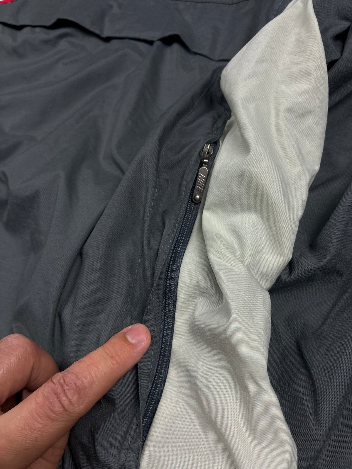 vintage Nike windbreaker {XL}