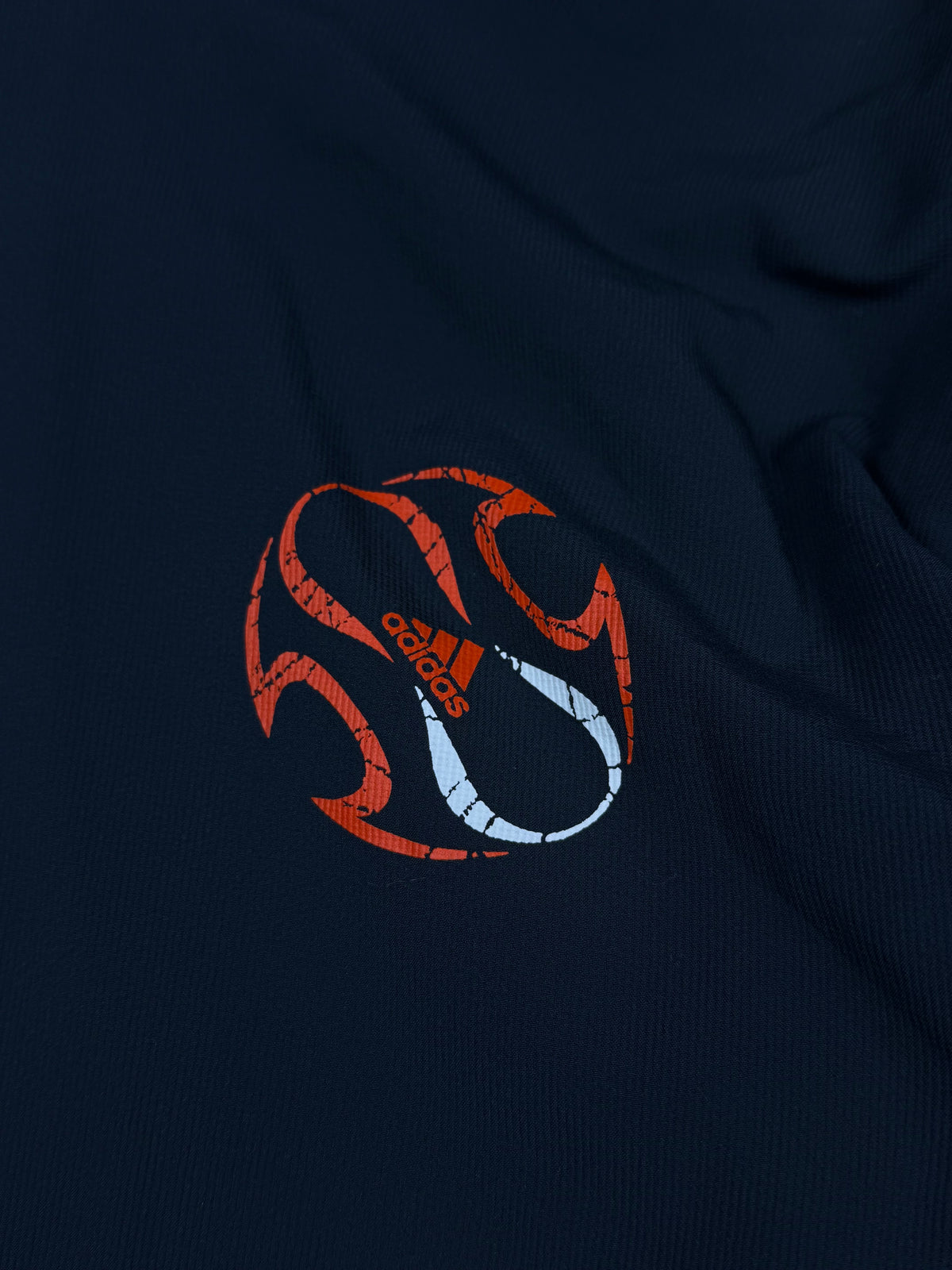 vintage Adidas windbreaker {M}