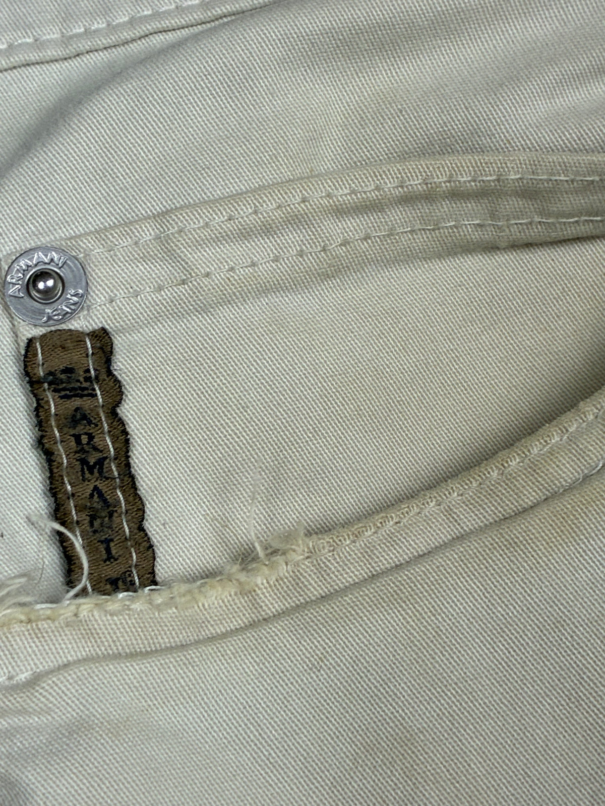vintage Armani jeans {M}