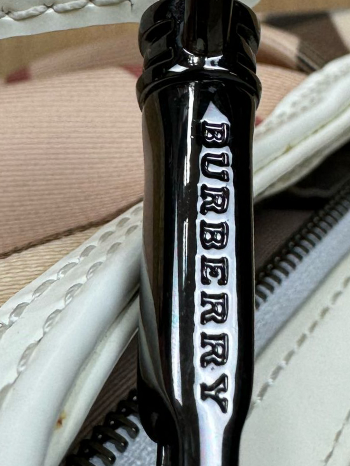 vintage Burberry shoulderbag