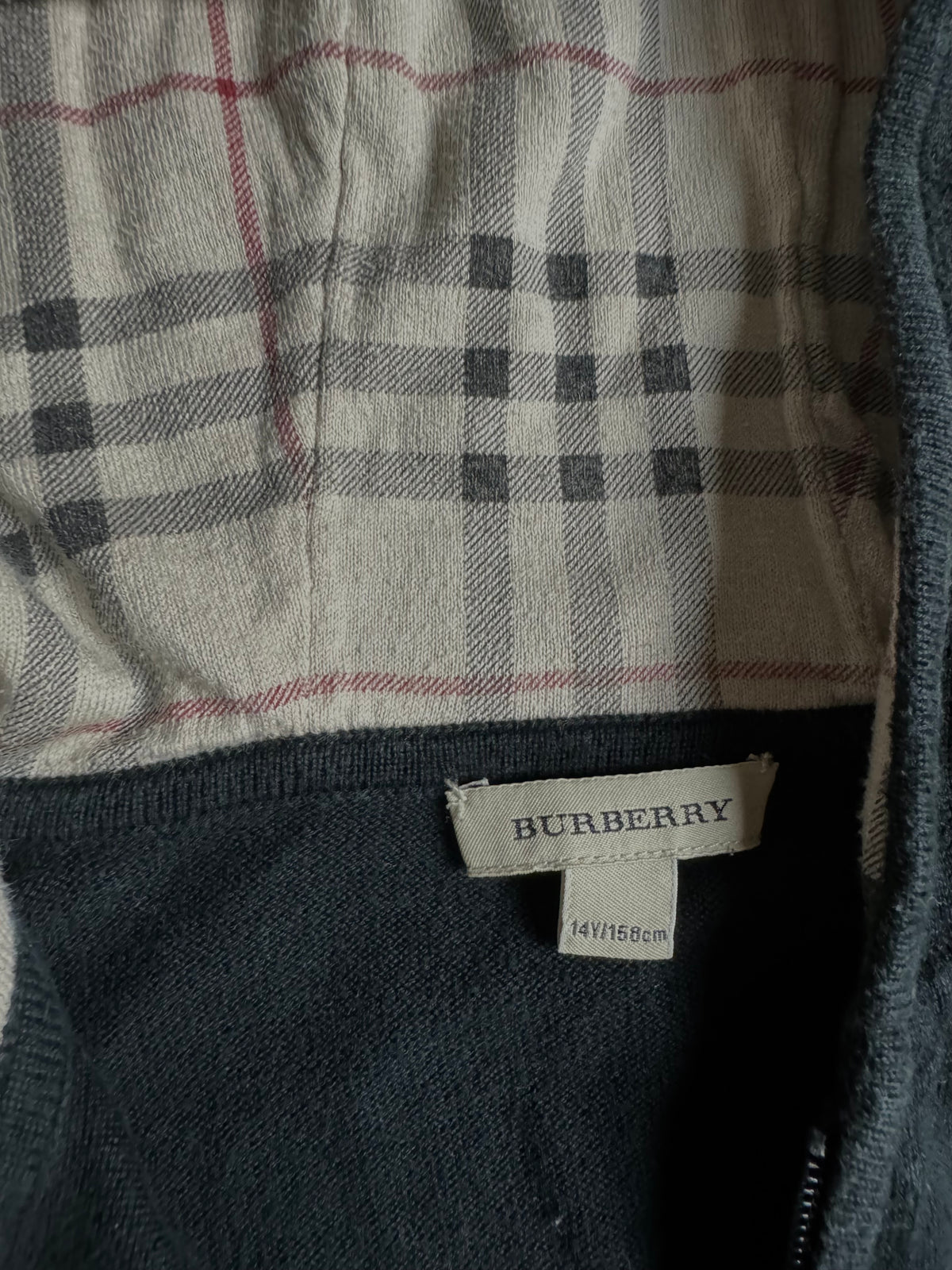 vintage Burberry sweatjacket {XS}