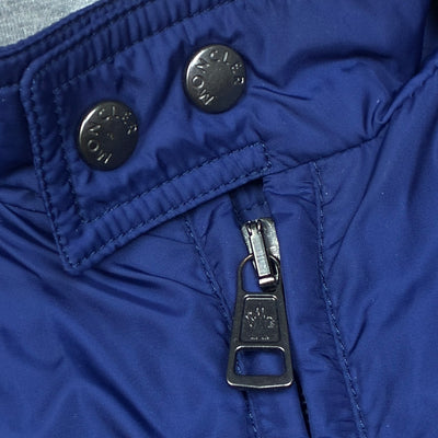 vintage Moncler windbreaker {XS}