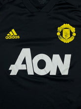 Load image into Gallery viewer, black Adidas Manchester United trainingjersey {L}
