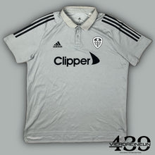 Carica l&#39;immagine nel visualizzatore di Gallery, grey Adidas Leeds United away jersey 2020-2021 {XL}
