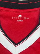 Cargar imagen en el visor de la galería, red Adidas Manchester United 2015-2016 home jersey {L}
