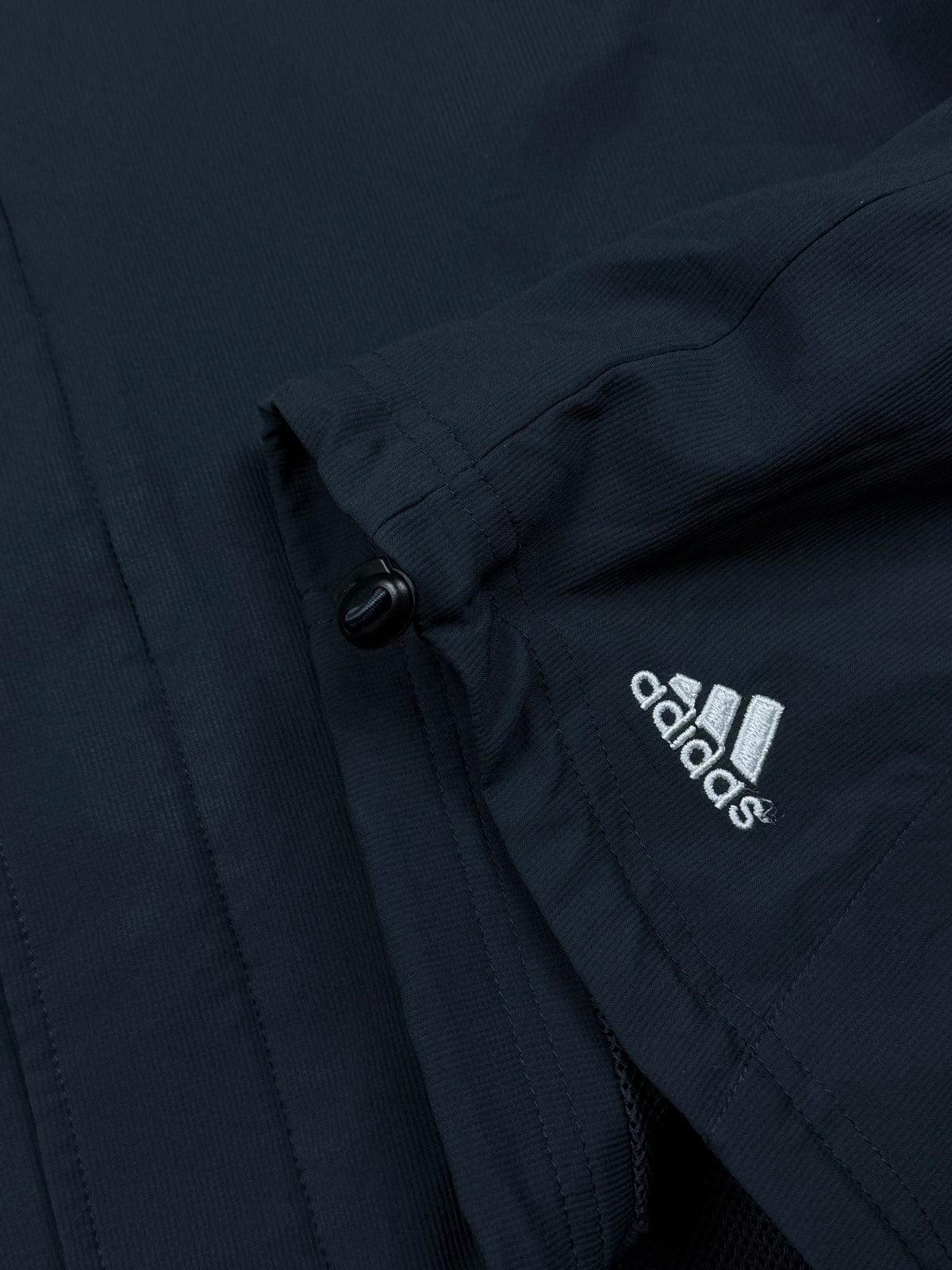 vintage Adidas windbreaker {M}