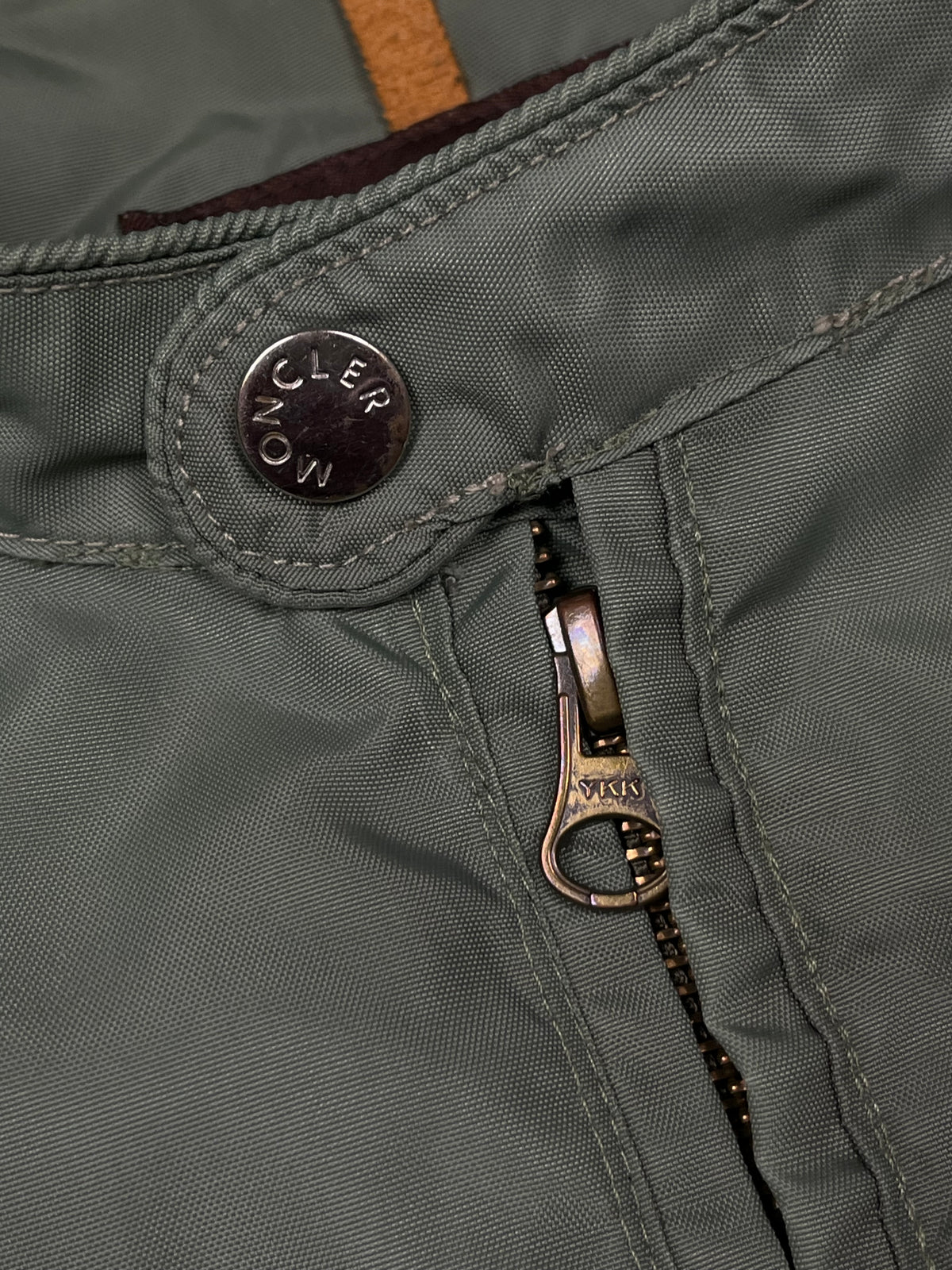 vintage Moncler windbreaker {L}