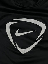 Cargar imagen en el visor de la galería, vintage Nike jersey {XXL}
