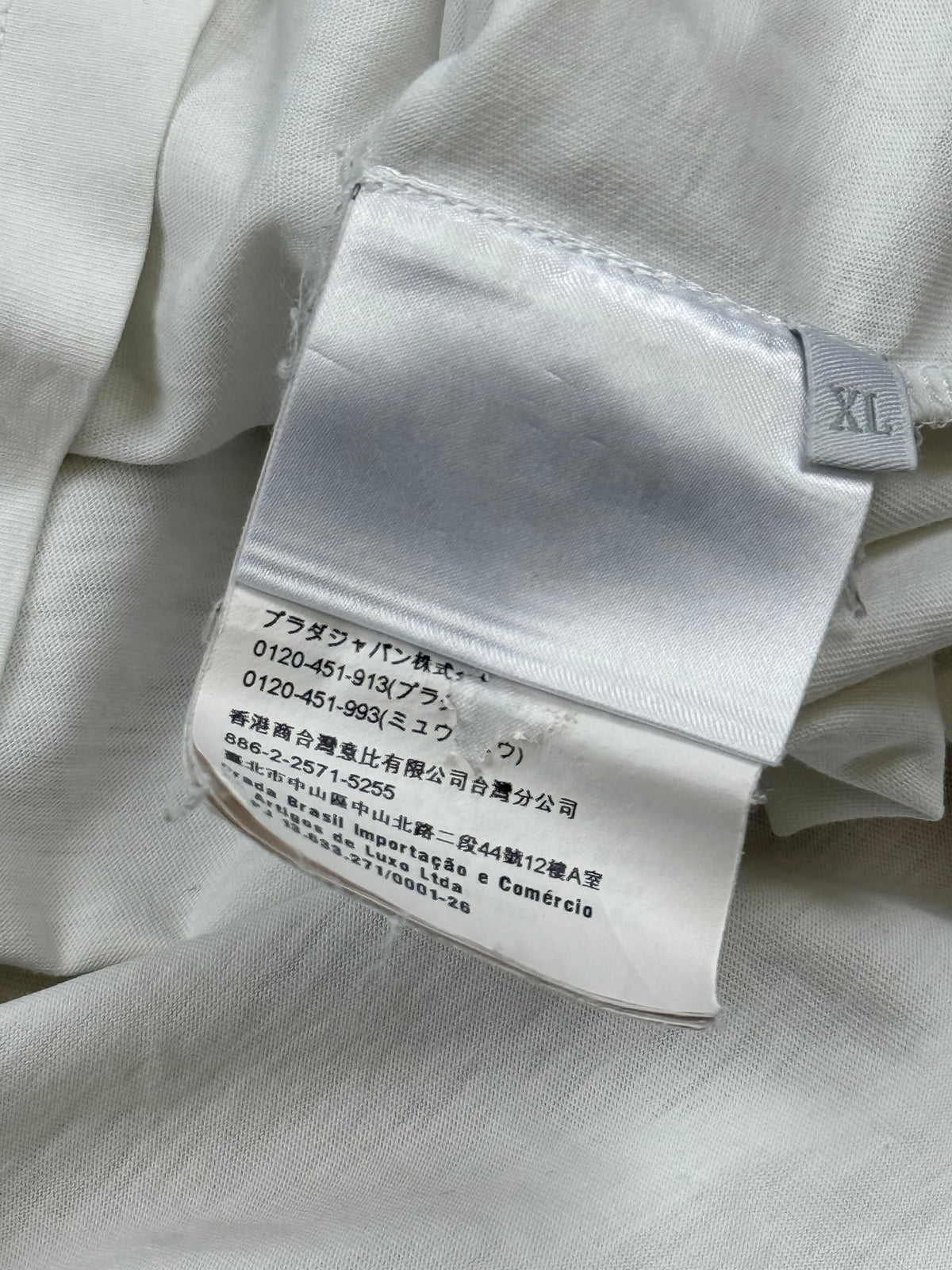 white Prada t-shirt {L}
